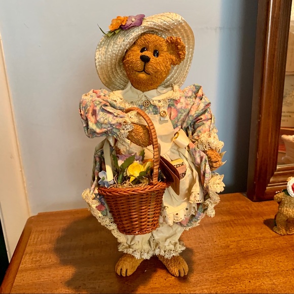 RARE - Boyds Bears “Rebecca Crumpleton” NIB